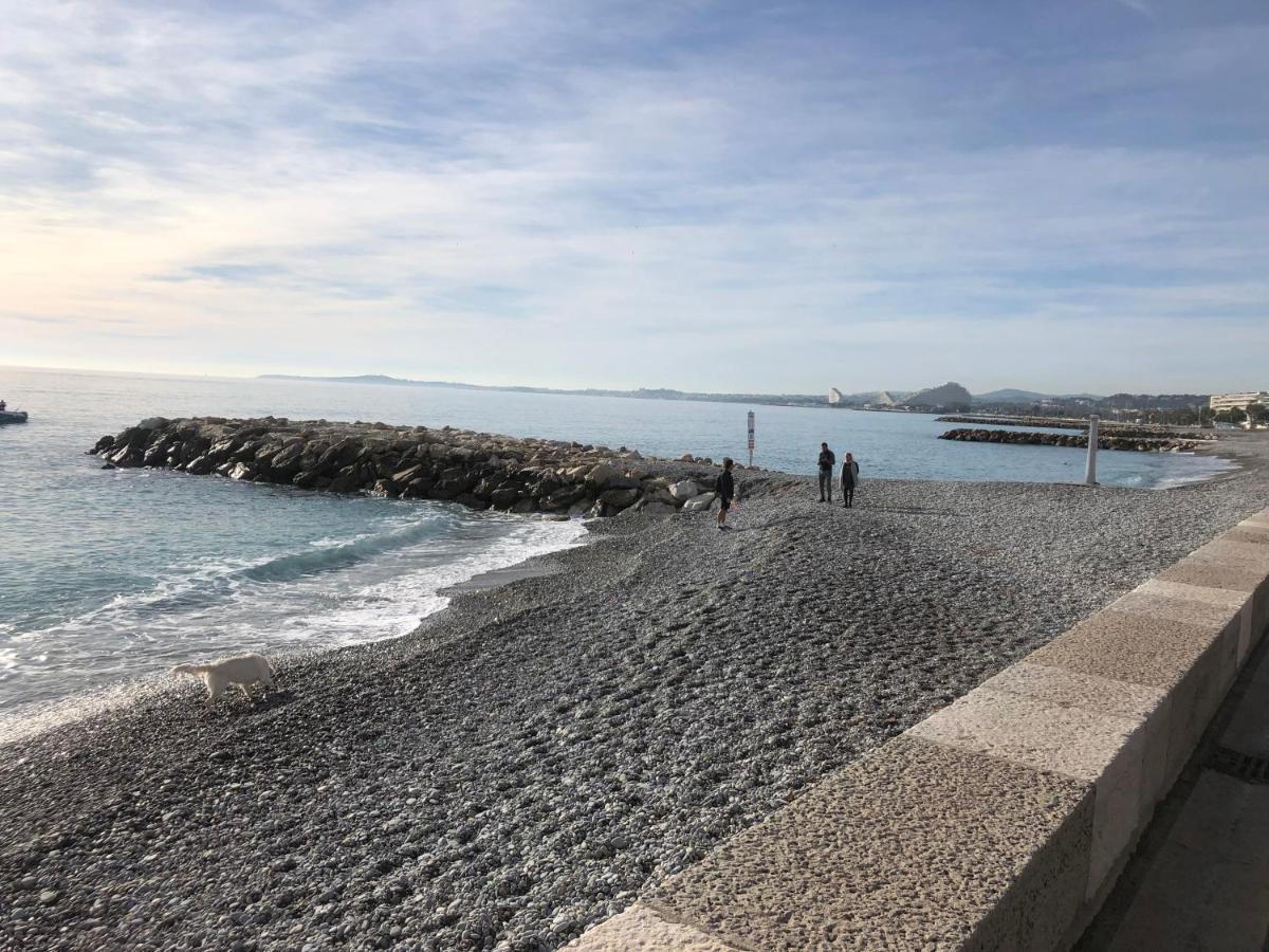 Front De Mer,Plage, Piscine, Parking Кан сюр Мер Екстериор снимка